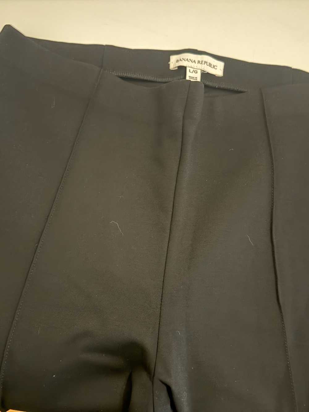Banana Republic Women’s Black Ponte Pull-On Pants- never worn- size L- NWOT